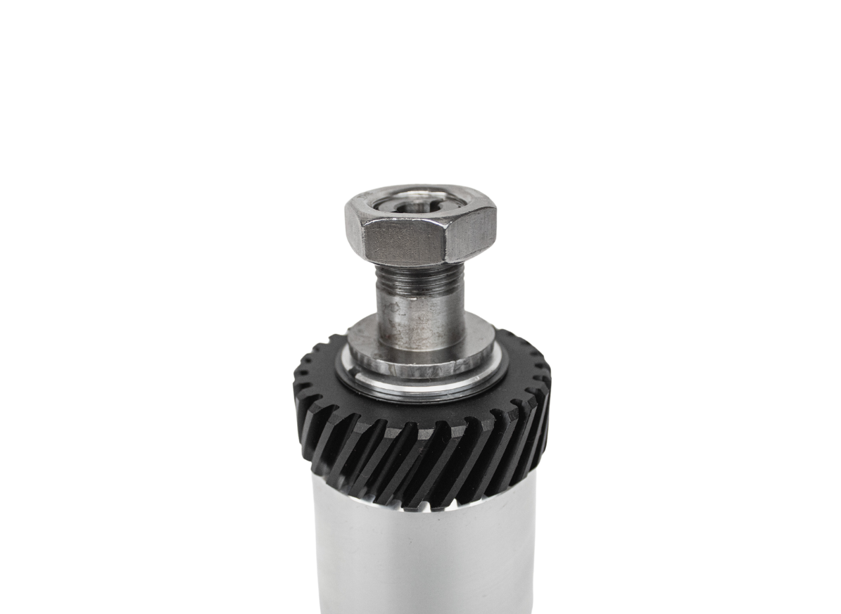 Knife Plate Hub Assembly with Plastic Gear, Fits Globe Slicers. Replaces 747-AS/P - NEED IT AGAIN